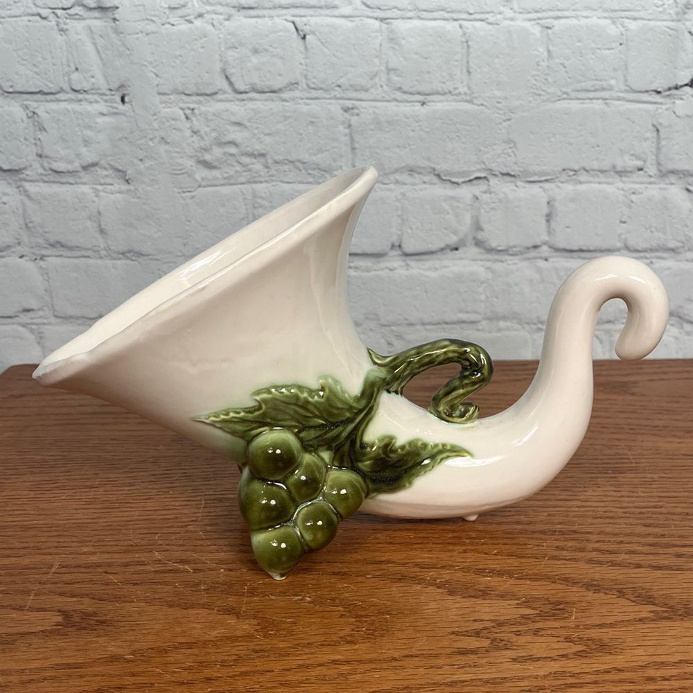 Hull 'Tokay' Tuscany vintage ceramic cornucopia planter vase grapes grapeleaves